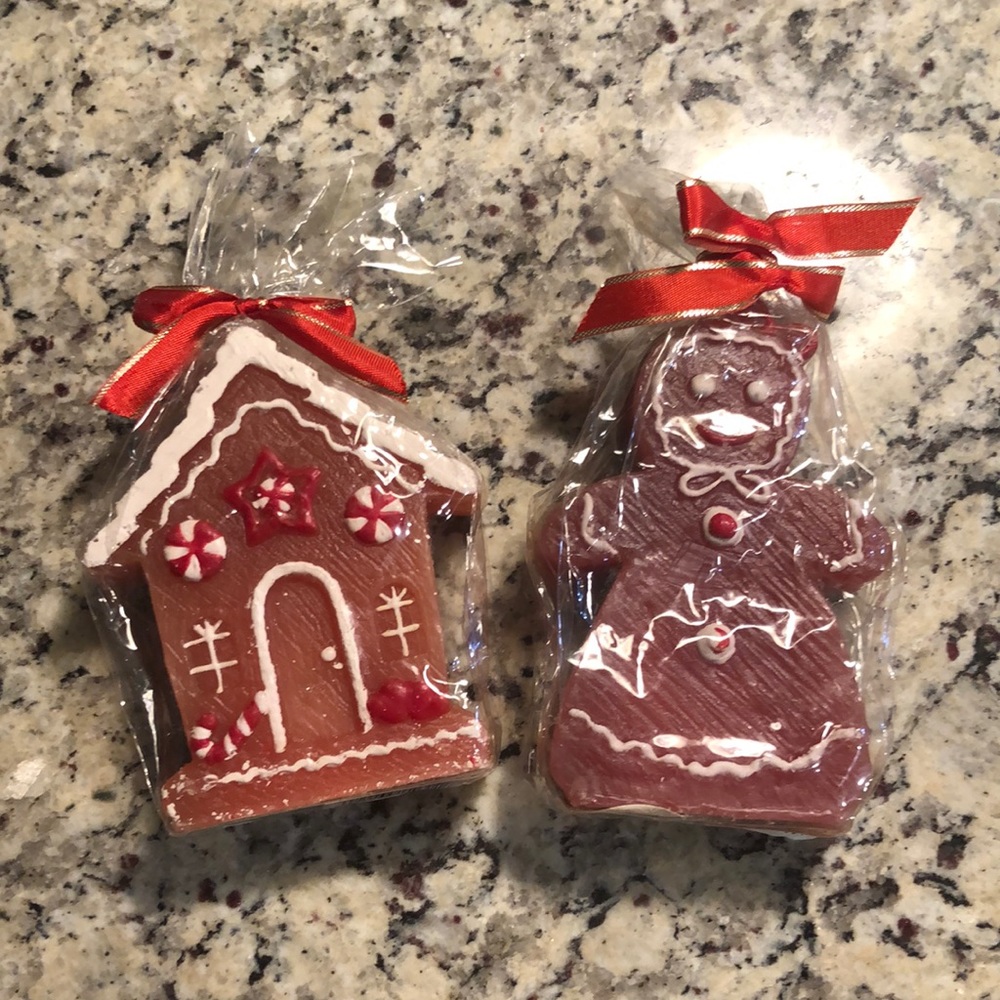 Holiday candles